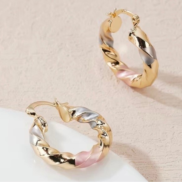 Chunky Twisted Hoop Earrings NWT - Picture 2 of 6